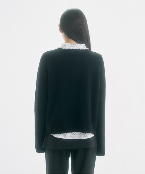 FEKETE（フェケテ）の「alpaca wool v-neck knit & slim scarf set / アルパカウールスリムマフラー付きVネックニット（ニット/セーター・レディース・アイボリー/ブラック/ネイビー/グレー・MEDIUM/SMALL/LARGE）」の7枚目の写真
