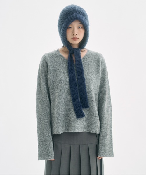 FEKETE（フェケテ）の「alpaca wool v-neck knit & slim scarf set / アルパカウールスリムマフラー付きVネックニット（ニット/セーター・レディース・アイボリー/ブラック/ネイビー/グレー・MEDIUM/SMALL/LARGE）」の22枚目の写真