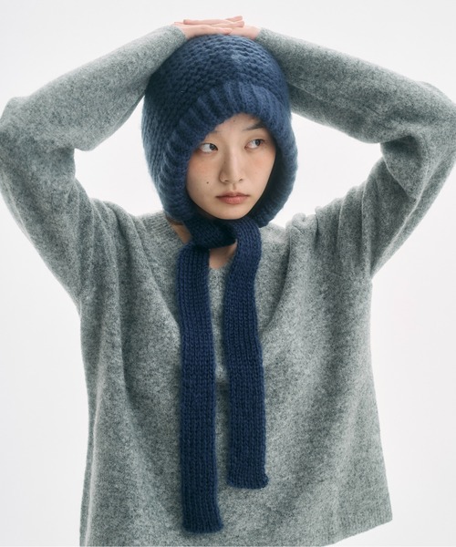 FEKETE（フェケテ）の「alpaca wool v-neck knit & slim scarf set / アルパカウールスリムマフラー付きVネックニット（ニット/セーター・レディース・アイボリー/ブラック/ネイビー/グレー・MEDIUM/SMALL/LARGE）」の18枚目の写真