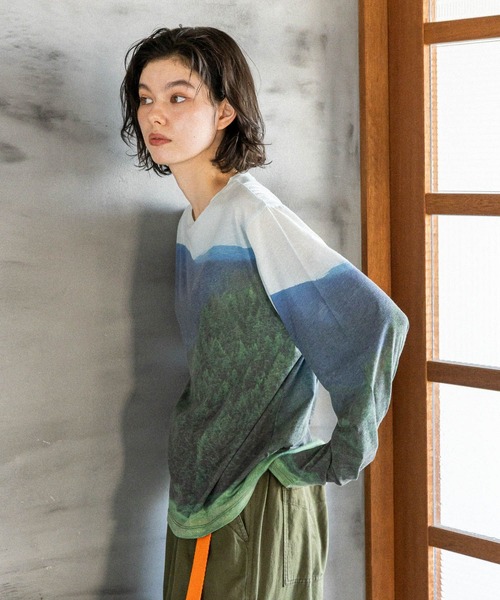 niko and...（ニコアンド）の「ランドスケープロングTシャツ（Tシャツ/カットソー・レディース・ライトブルー/ベージュ/グリーン・FREE）」の3枚目の写真