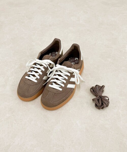 fredy emue（フレディエミュ）の「【adidas／アディダス】HANDBALL SPEZIAL W（スニーカー・レディース・ブラウン・23/24）」の5枚目の写真