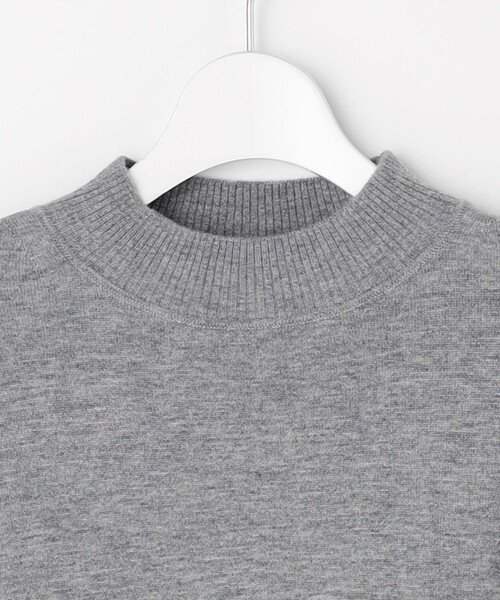 J.PRESS（ジェイプレス）の「SOFT TOUCH WOOL ブロッキング ニット（ニット/セーター・レディース・ベージュ系/ライトグレー系/ブラウン系・LARGE/MEDIUM）」の21枚目の写真