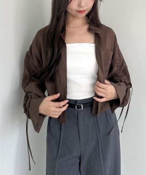 archives（アルシーヴ）の「ドロストスリーブショートシャツ（シャツ/ブラウス・レディース・ブルー/ブラウン/アイボリー・MEDIUM）」の4枚目の写真