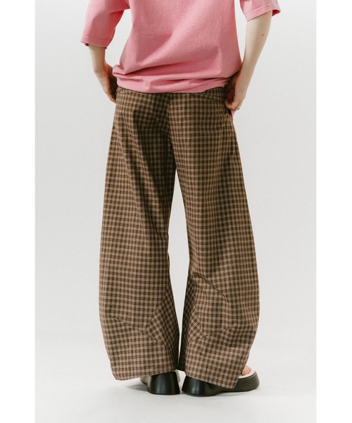 Knuth Marf(クヌースマーフ)の「slit deformed pants(unisex)(その他パンツ・レディース・ブラウン系その他/ブラック系その他・X-SMALL/SMALL/MEDIUM/LARGE)」の15枚目の写真