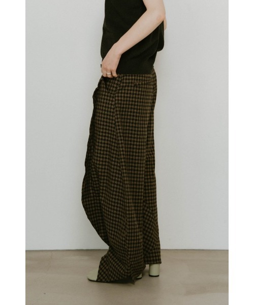 Knuth Marf(クヌースマーフ)の「slit deformed pants(unisex)(その他パンツ・レディース・ブラウン系その他/ブラック系その他・X-SMALL/SMALL/MEDIUM/LARGE)」の6枚目の写真