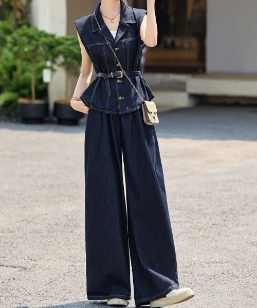FAVORITO(ファヴォリート)の「ベルト付きデニムセットアップ(セットアップ・レディース・ダークブルー・S/M/L/XL)」の1枚目の写真