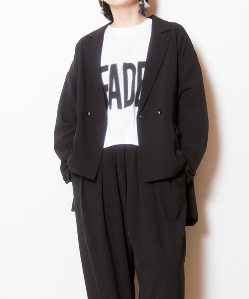 バックタックダブルブレストジャケット（テーラードジャケット