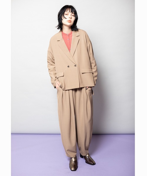 OSMOSIS（オズモーシス）の「バックタックダブルブレストジャケット（テーラードジャケット・レディース・グレー/ベージュ/ブラック・ONE SIZE）」の11枚目の写真