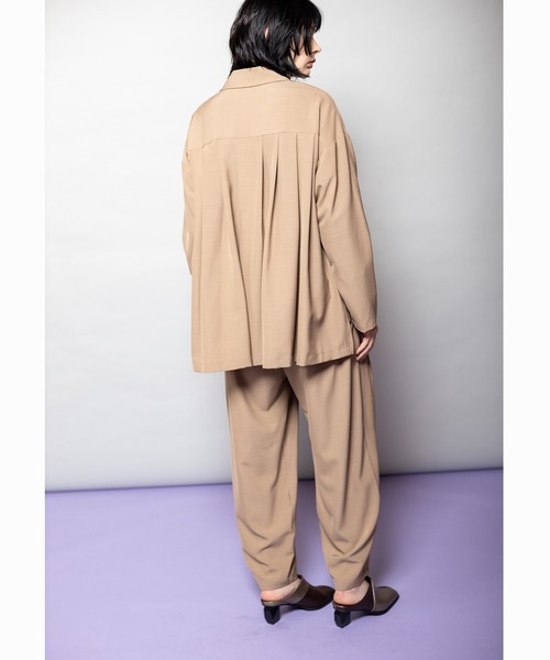 OSMOSIS（オズモーシス）の「バックタックダブルブレストジャケット（テーラードジャケット・レディース・グレー/ベージュ/ブラック・ONE SIZE）」の14枚目の写真