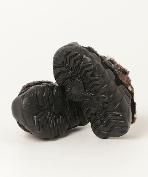KEEN(キーン)の「HYPOWSER WRAP / ハイパウザー ラップ / キッズ スリッポン スニーカー(スニーカー・キッズ・ブラックミックス・12.5cm/13.5cm/14.5cm/11.5cm)」の2枚目の写真