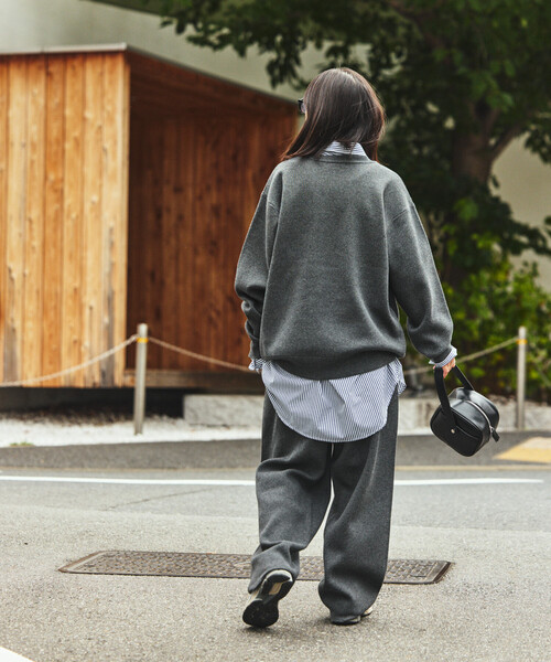 FREAK'S STORE（フリークスストア）の「スウェットライク クルーネックニット（ニット/セーター・メンズ・レッド/ブルーグリーン/ブラック/チャコールグレー/オフホワイト/ブラウン・LARGE/MEDIUM）」の14枚目の写真