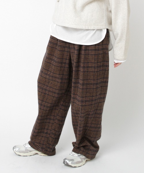 RNA-N(アールエヌエーエヌ)の「R4409 ツイーディーチェックパンツ(その他パンツ・レディース・キャメル/ブラウン/ブラック・FREE)」の1枚目の写真