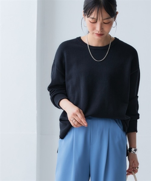 nissen（ニッセン）の「洗えるクルーネックオーバーサイズニット【毛玉になりにくいふんわりもちもち素材】＜大きいサイズ有＞（ニット/セーター・レディース・モカ/パープル/ブラック/杢グレー/ブルー・S～Ｍ/L～LL）」の8枚目の写真