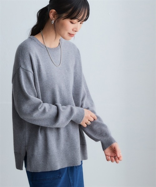 nissen（ニッセン）の「洗えるクルーネックオーバーサイズニット【毛玉になりにくいふんわりもちもち素材】＜大きいサイズ有＞（ニット/セーター・レディース・モカ/パープル/ブラック/杢グレー/ブルー・S～Ｍ/L～LL）」の10枚目の写真