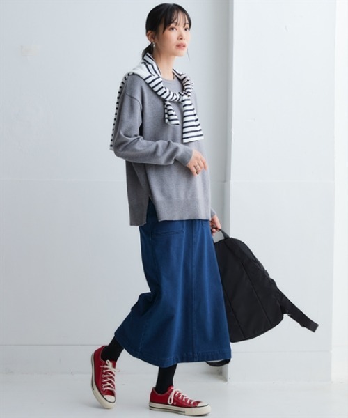 nissen（ニッセン）の「洗えるクルーネックオーバーサイズニット【毛玉になりにくいふんわりもちもち素材】＜大きいサイズ有＞（ニット/セーター・レディース・モカ/パープル/ブラック/杢グレー/ブルー・S～Ｍ/L～LL）」の11枚目の写真