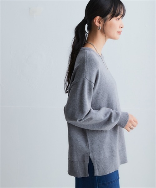 nissen（ニッセン）の「洗えるクルーネックオーバーサイズニット【毛玉になりにくいふんわりもちもち素材】＜大きいサイズ有＞（ニット/セーター・レディース・モカ/パープル/ブラック/杢グレー/ブルー・S～Ｍ/L～LL）」の12枚目の写真