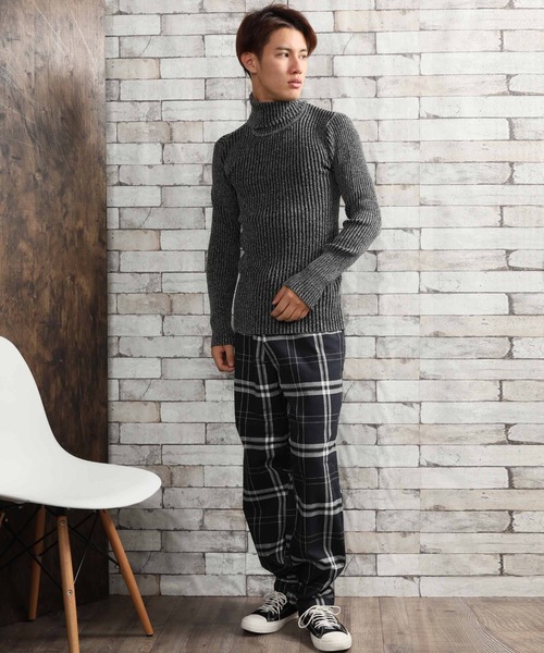 ARCADE（アーケード）の「二重臼風 リブ編み ハイネック タートルネックニット（ニット/セーター・メンズ・オフホワイト/ワインレッド/ブラック/グレー/チャコールグレー・M/L/LL）」の15枚目の写真