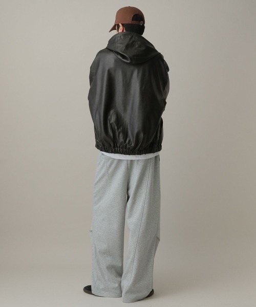 LAND MUSEUM（ランドミュージアム）の「LAND MUSEUM／フードレザーブルゾン（ブルゾン・メンズ・ブラック/キャメル・MEDIUM/LARGE）」の17枚目の写真