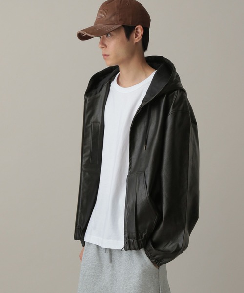 LAND MUSEUM（ランドミュージアム）の「LAND MUSEUM／フードレザーブルゾン（ブルゾン・メンズ・ブラック/キャメル・MEDIUM/LARGE）」の9枚目の写真