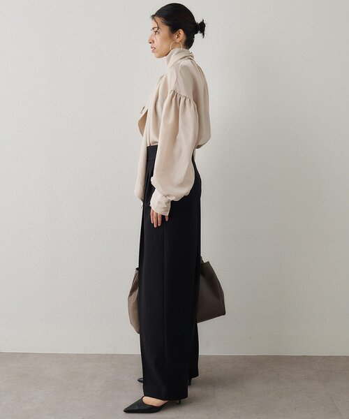 Whim Gazette（ウィムガゼット）の「シルキーボウタイブラウス（シャツ