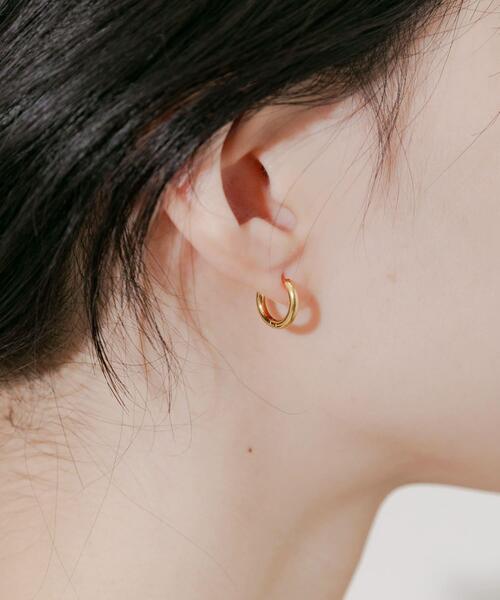 SMELLY(スメリー)の「ステンレスパールセットピアス(ピアス(両耳用)・レディース・ゴールド系その他・-)」の5枚目の写真
