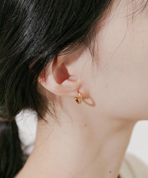SMELLY(スメリー)の「ステンレスパールセットピアス(ピアス(両耳用)・レディース・ゴールド系その他・-)」の6枚目の写真