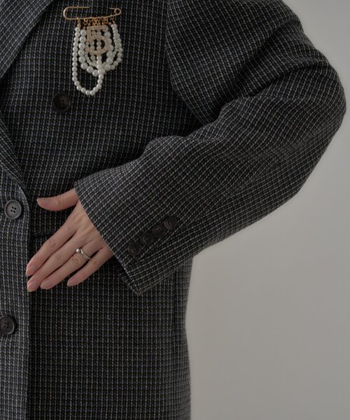 WILLOW(ウィロー)の「【willow】パールブローチ付きチェックジャケット(テーラードジャケット・レディース・ベージュ/ネイビー・ONE SIZE)」の22枚目の写真