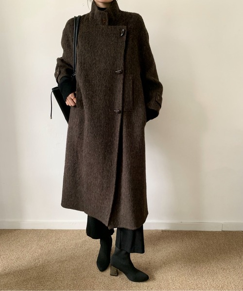 DECADE CLASSIC(ディケイド クラシック)の「DECADE CLASSIC ウールアルパカシャギーステンカラーコート(ステンカラーコート・レディース・ブラウン/ネイビー・FREE)」の2枚目の写真