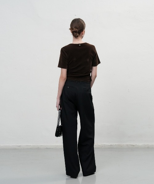 GENERAL IDEA（ジェネラルアイデア）の「【GENERAL IDEA】ベルト付き2タックワイドスラックス / BELTED TWO TUCK WIDE SLACKS（スラックス・レディース・オリーブ/ブラック/ブラウン・L/M/S）」の6枚目の写真