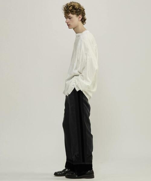 CURRENTAGE（カレンテージ）の「Patchwork jersey long T-shirt（Tシャツ/カットソー・メンズ・ブラック・FREE）」の2枚目の写真