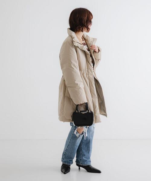 URBAN RESEARCH(アーバンリサーチ)の「スタンドカラードロストダウンコート(ダウンジャケット/コート・レディース・ベージュ/ブラック・38/36)」の15枚目の写真