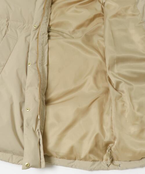 URBAN RESEARCH(アーバンリサーチ)の「スタンドカラードロストダウンコート(ダウンジャケット/コート・レディース・ベージュ/ブラック・38/36)」の17枚目の写真