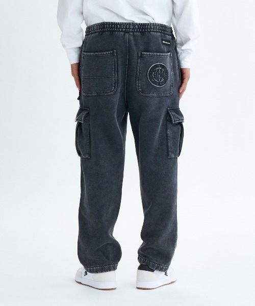DC SHOES（ディーシーシューズ）の「ディーシーシューズ  25 HIDDEN FLEECE CARGO PANT アウトドアカジュアル ロングパンツ（カーゴパンツ・メンズ・ダークグレー/アイボリー・M/L/LL）」の6枚目の写真