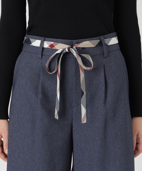 BLUE LABEL CRESTBRIDGE（ブルーレーベルクレストブリッジ）の「【一部店舗限定】デニムライクワイドパンツ（その他パンツ・レディース・ブラック/ネイビー・36/40/38）」の16枚目の写真