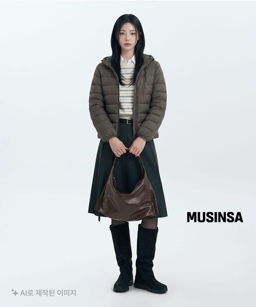 MUSINSA STANDARD WOMAN（ムシンサスタンダードウーマン）の「ウィメンズオーバーサイズシルキーシャツ[ホワイト]（シャツ/ブラウス・レディース・その他・X-SMALL/SMALL/MEDIUM/LARGE）」の21枚目の写真