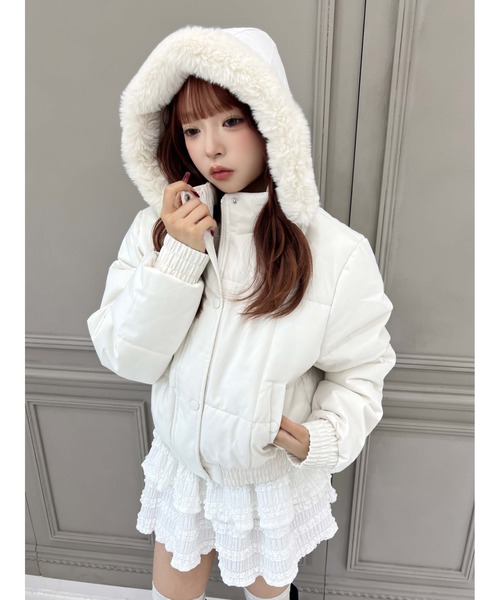 PHILLY（フィリー）の「《2way》ファーフードパファーブルゾン（ブルゾン・レディース・ブラック/アイボリー・FREE）」の22枚目の写真