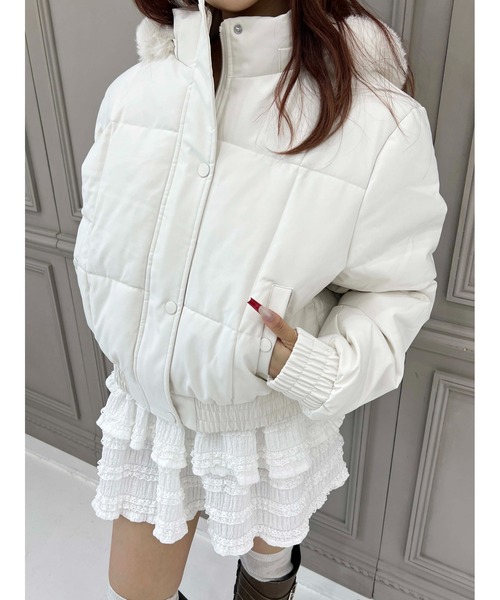 PHILLY（フィリー）の「《2way》ファーフードパファーブルゾン（ブルゾン・レディース・ブラック/アイボリー・FREE）」の17枚目の写真