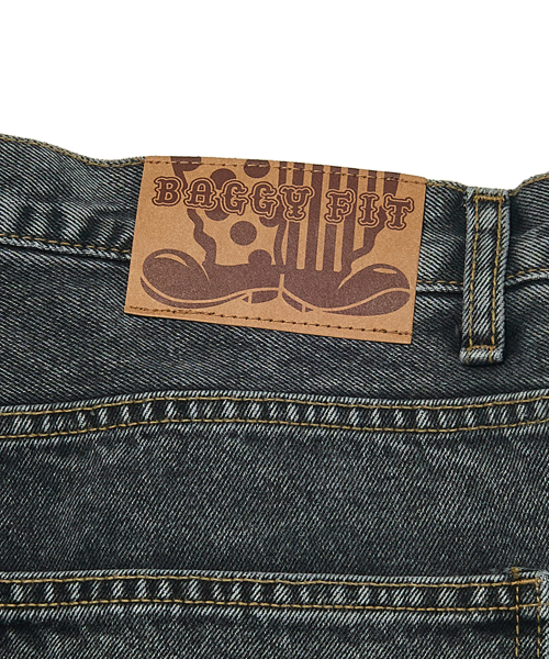 WKNDRS（ウィーキャンドース）の「PIERROT DENIM PANTS (D.GREY)（デニムパンツ・レディース・その他・SMALL/MEDIUM/LARGE/X-LARGE）」の5枚目の写真