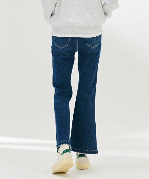 CHASECULT(チェイスカルト)の「レディース 切り替え変形ヒドゥンバンディングブーツカットデニムパンツ-DARG2361B04(デニムパンツ・レディース・ネイビー・70/74/76/67)」の4枚目の写真