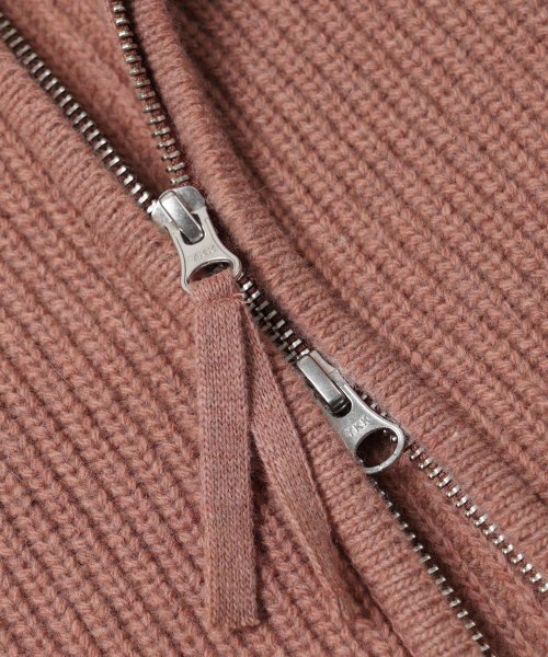 FRIZMWORKS(フリズムワークス)の「WOOL DECK ZIP UP CARDIGAN _ INDIAN PINK(カーディガン/ボレロ・メンズ・その他・SMALL/MEDIUM/LARGE/X-LARGE)」の4枚目の写真