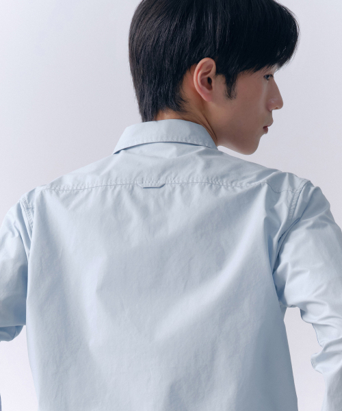 MUSINSA STANDARD（ムシンサスタンダード）の「ベーシックウォッシュドポプリンシャツ[スカイブルー]（シャツ/ブラウス・メンズ・その他・SMALL/MEDIUM/LARGE/X-LARGE/XX-LARGE）」の4枚目の写真