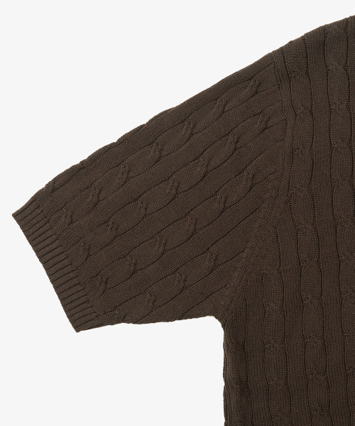 TOFFEE（トフィー）の「クラシックケーブルラウンドネックハーフニット (ブラウン)（ニット/セーター・メンズ・その他・MEDIUM/LARGE/X-LARGE）」の5枚目の写真