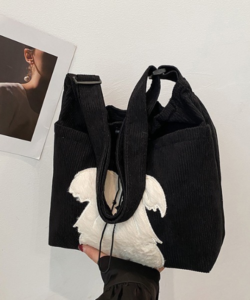 FREE STYLISTS(フリー スタイリスト)の「Y2K バッグ もこもこ犬顔の2wayトート(ショルダーバッグ・レディース・ブラック・FREE)」の18枚目の写真