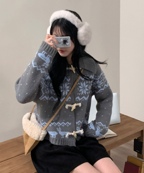 VIVID LADY(ビビッドレディー)の「ノルディック柄 トグルボタン ニットカーディガン(ニット/セーター・レディース・ネイビー/アイボリー/グレー・FREE)」の15枚目の写真