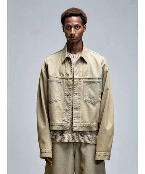 ERER(エルエル)の「メンズ ウォッシュドデニム クロップジャケット ベージュ(デニムジャケット・レディース・Beige・FREE)」の4枚目の写真