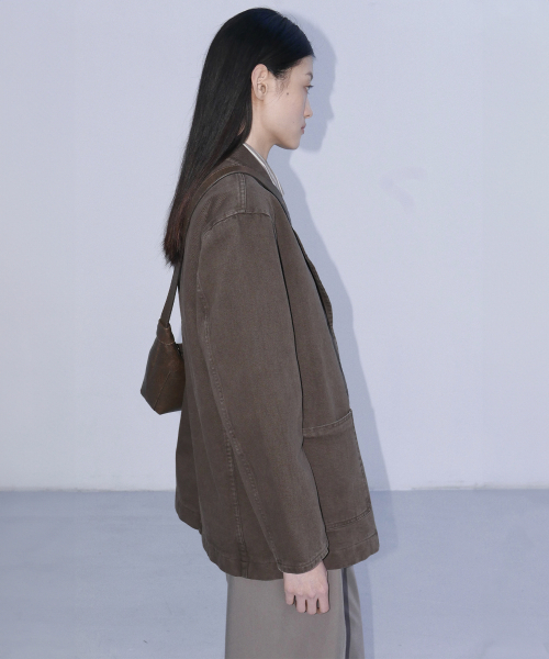 EN OR（エンオール）の「SINGLE BREASTED DENIM BLAZER - BROWN（デニムジャケット・レディース・その他・FREE）」の3枚目の写真