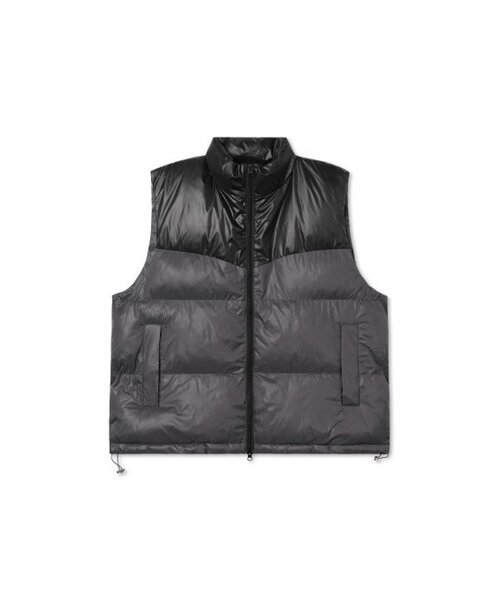 APOSTROPHE COMMA(アポストロフィコンマ)の「グロッシーツートンカーブダウンベスト_ブラック(ダウンベスト・メンズ・その他・LARGE/MEDIUM/SMALL)」の5枚目の写真