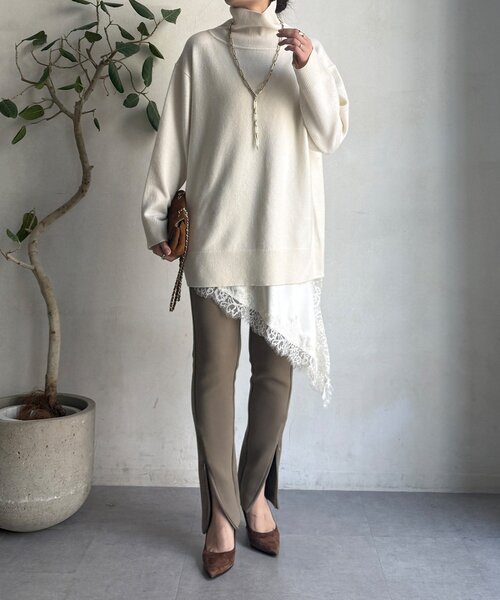 DouDou(ドゥドゥ)の「ウール混タートルチュニック(ニット/セーター・レディース・グレー/オフホワイト/ブルー・FREE)」の18枚目の写真