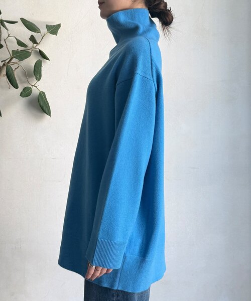 DouDou(ドゥドゥ)の「ウール混タートルチュニック(ニット/セーター・レディース・グレー/オフホワイト/ブルー・FREE)」の11枚目の写真