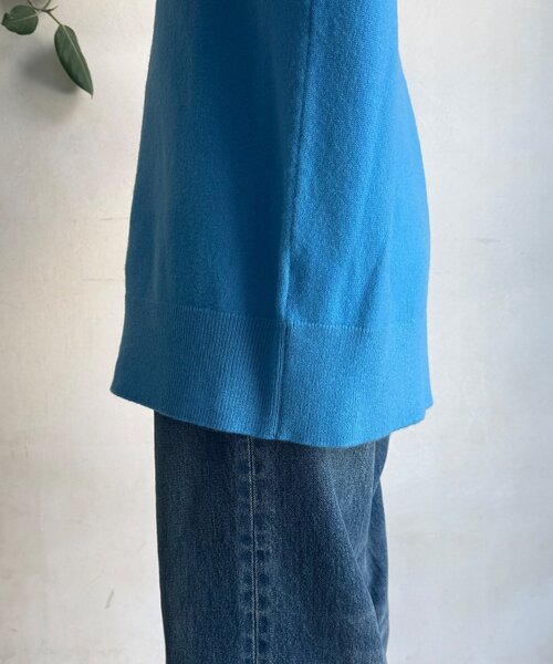 DouDou(ドゥドゥ)の「ウール混タートルチュニック(ニット/セーター・レディース・グレー/オフホワイト/ブルー・FREE)」の17枚目の写真